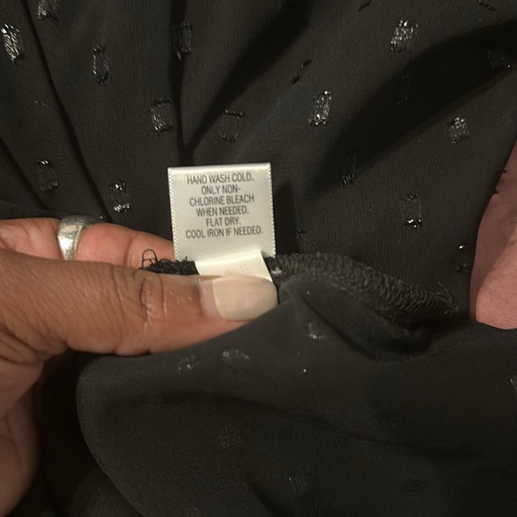 Black Metallic Thread Pattern Button Down - Picture 10 of 10